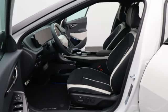Kia EV6 (2026) thumbnail 5