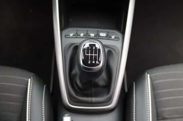 Kia Stonic (2024) thumbnail 18