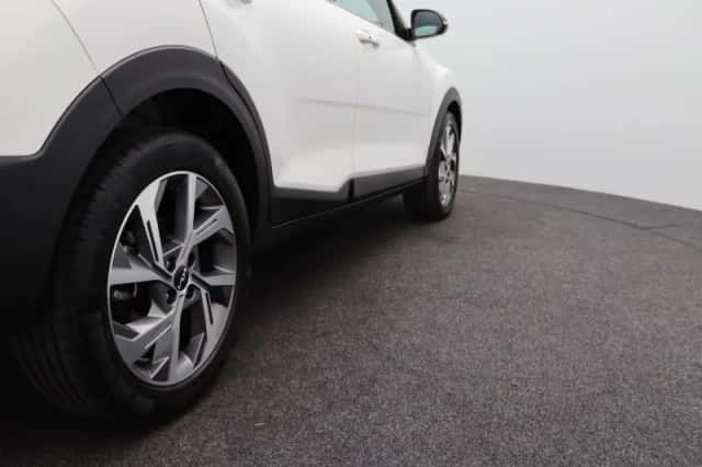 Kia Stonic (2024) thumbnail 28