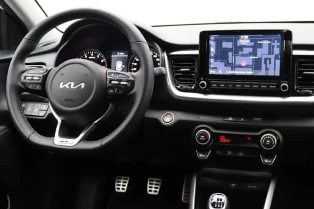Kia Stonic (2024) thumbnail 7