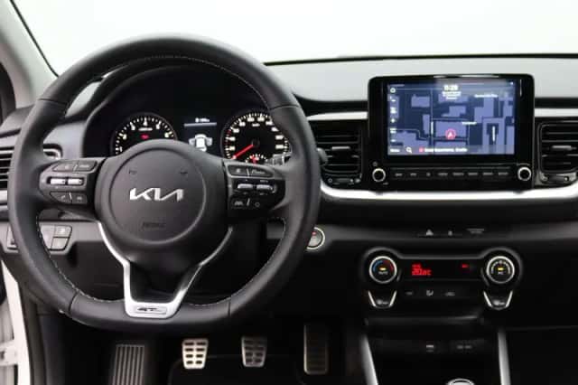 Kia Stonic (2024) thumbnail 10
