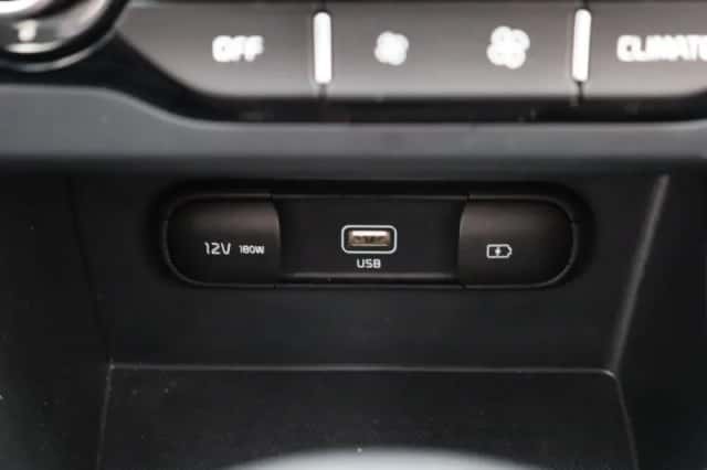 Kia Niro (2020) thumbnail 18