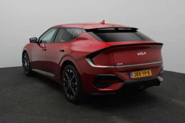 Kia EV6 (2025) thumbnail 4