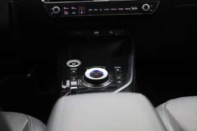 Kia Niro EV (2025) thumbnail 25