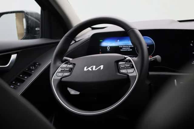 Kia Niro EV (2025) thumbnail 7