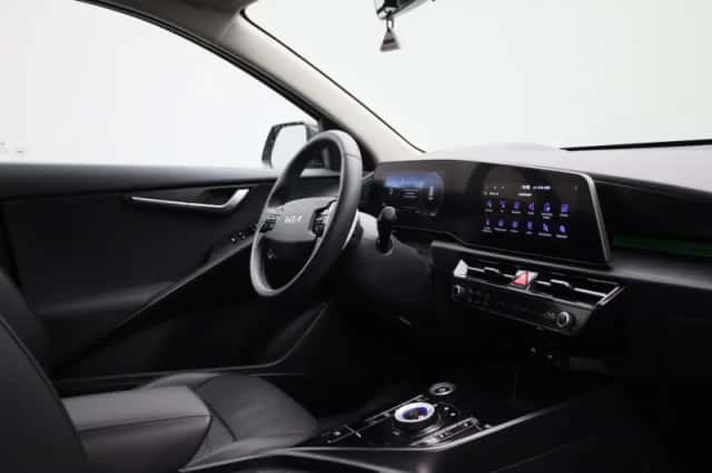 Kia Niro EV (2025) thumbnail 9