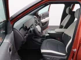 Kia EV3 thumbnail 4