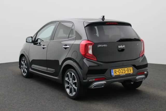 Kia Picanto (2022) thumbnail 2