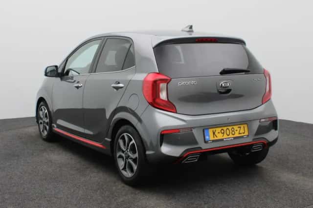 Kia Picanto (2021) thumbnail 2