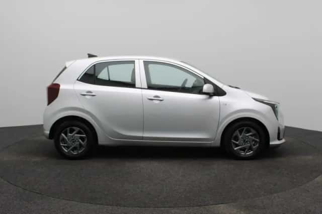 Kia Picanto (2025) thumbnail 6