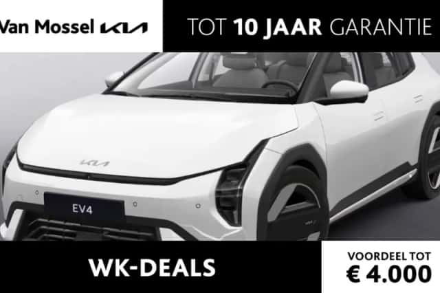 Kia EV4 (2026) thumbnail 1