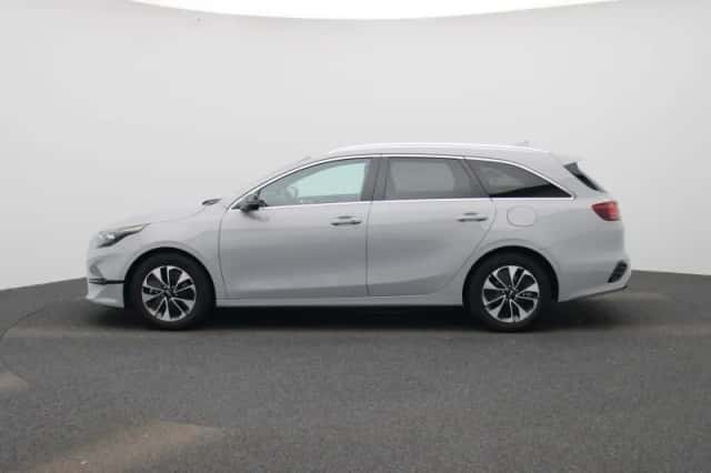 Kia Ceed Sportswagon (2025) thumbnail 4