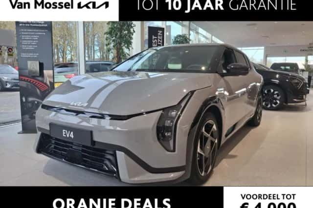 Kia EV4 (2026) thumbnail 1