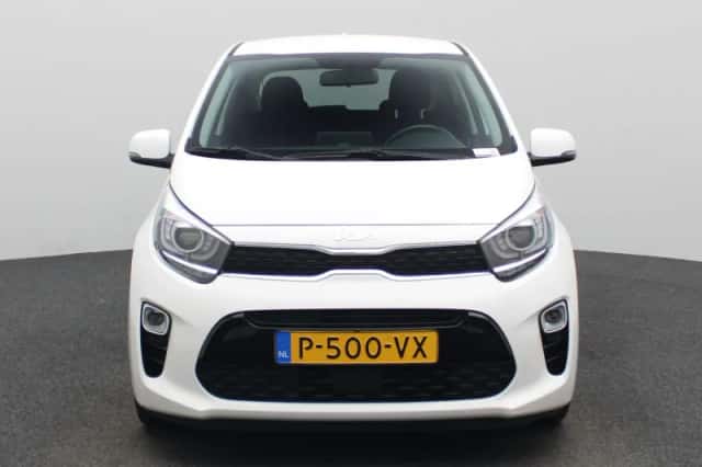 Kia Picanto (2022) thumbnail 3