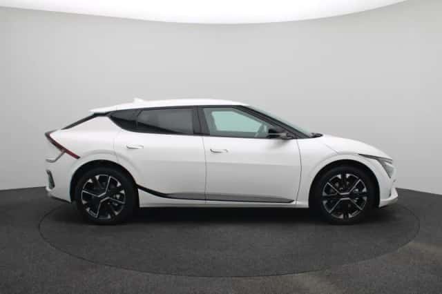 Kia EV6 (2026) thumbnail 5