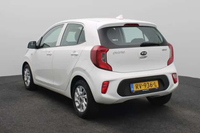Kia Picanto (2018) thumbnail 2