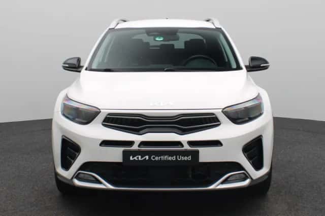 Kia Stonic (2023) thumbnail 3