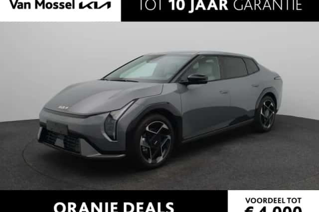 Kia EV4 (2026) thumbnail 1