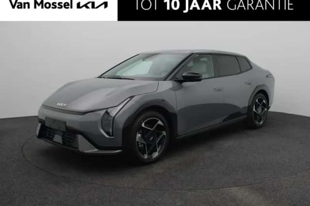 Kia EV4 (2026) thumbnail 1
