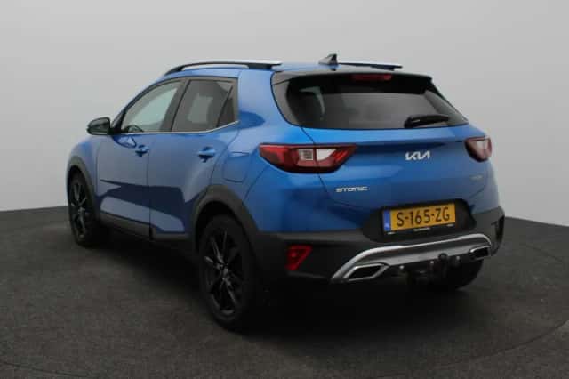 Kia Stonic (2023) thumbnail 2