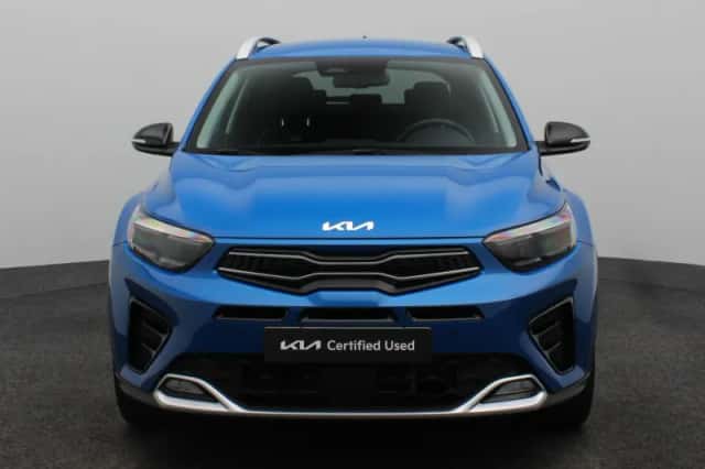 Kia Stonic (2023) thumbnail 3
