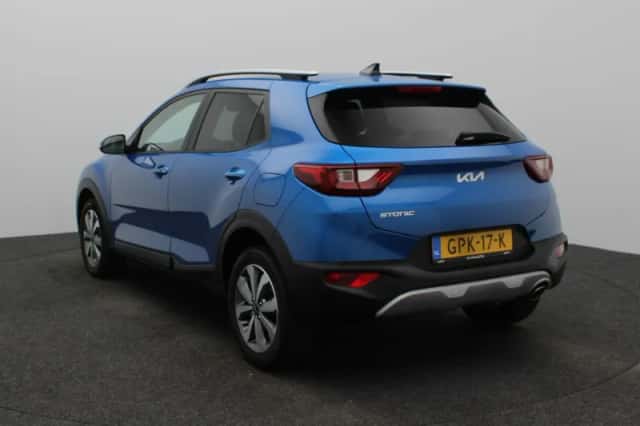 Kia Stonic (2024) thumbnail 2