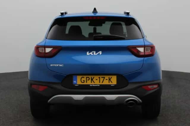 Kia Stonic (2024) thumbnail 5