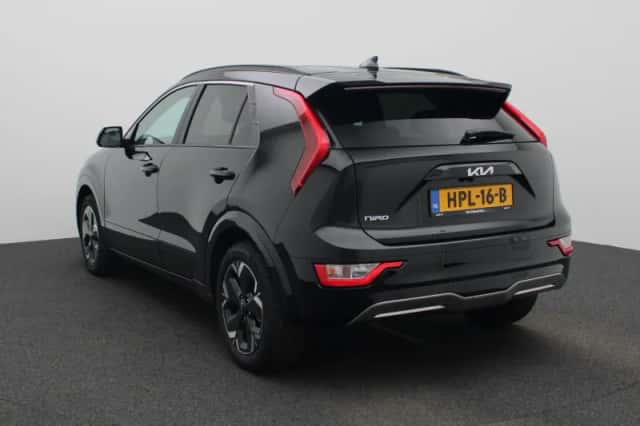 Kia Niro EV (2025) thumbnail 2