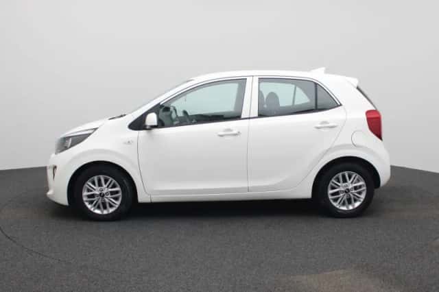 Kia Picanto (2023) thumbnail 4