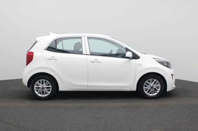 Kia Picanto (2023) thumbnail 6