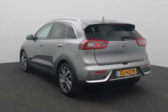 Kia Niro (2019) thumbnail 3
