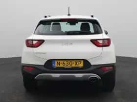 Kia Stonic (2022) thumbnail 5