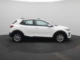 Kia Stonic (2022) thumbnail 6