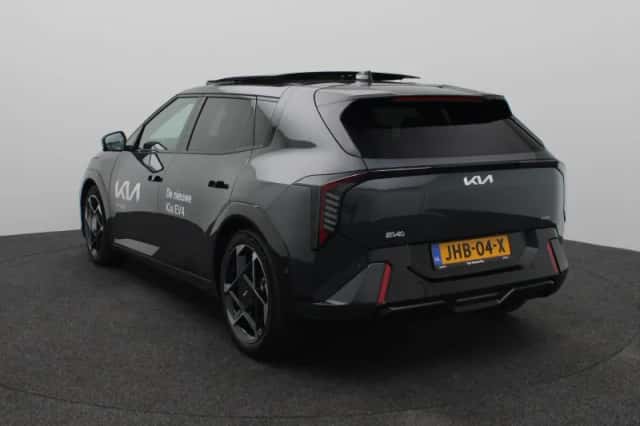 Kia EV4 (2025) thumbnail 2