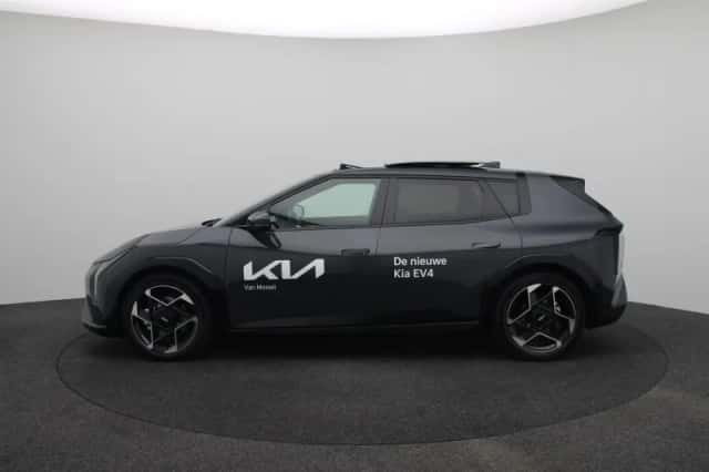 Kia EV4 (2025) thumbnail 4