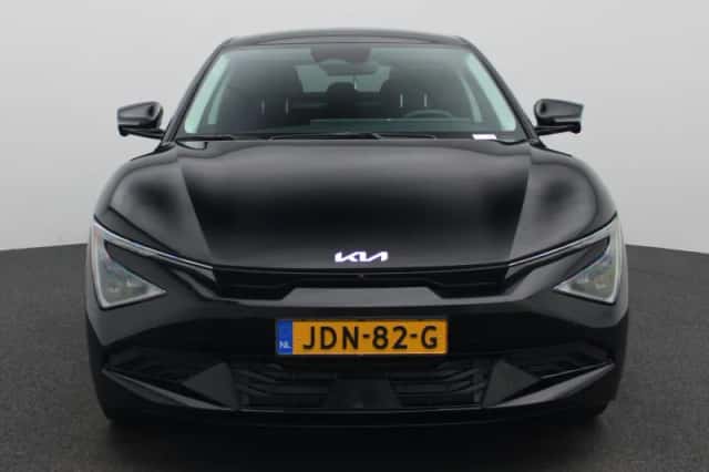 Kia EV6 (2025) thumbnail 3