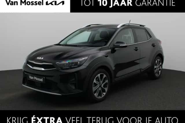 Kia Stonic (2024) thumbnail 1