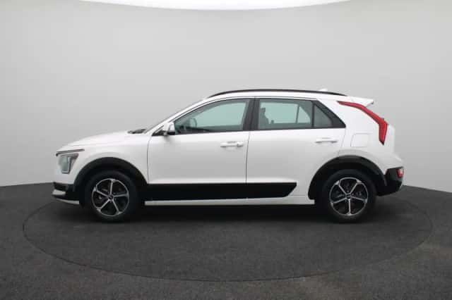Kia Niro (2025) thumbnail 4