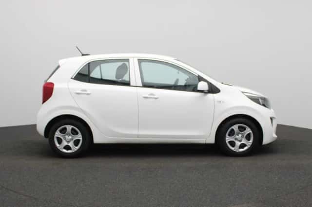 Kia Picanto (2021) thumbnail 6