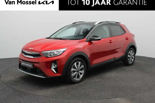 Kia Stonic (2022) thumbnail 1