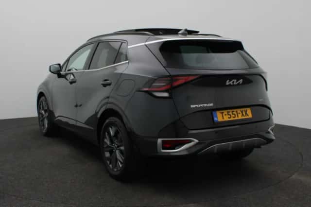 Kia Sportage (2023) thumbnail 2