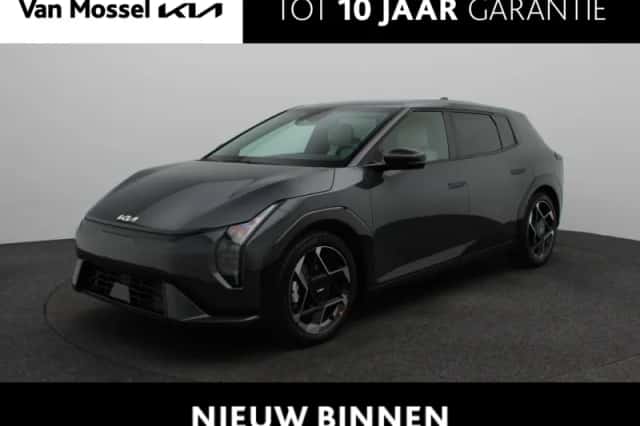Kia EV4 (2026) thumbnail 1
