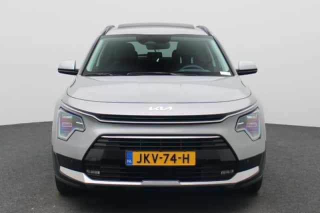 Kia Niro (2025) thumbnail 3