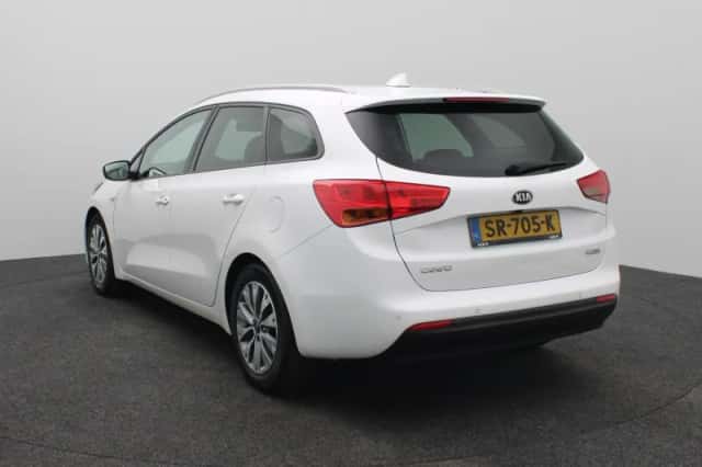 Kia Cee'd (2018) thumbnail 3