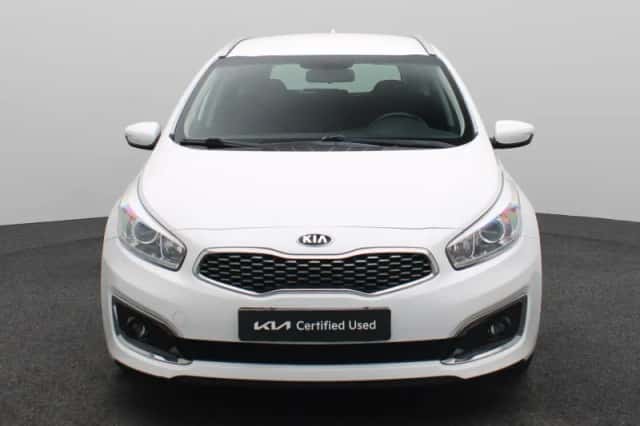 Kia Cee'd (2018) thumbnail 4