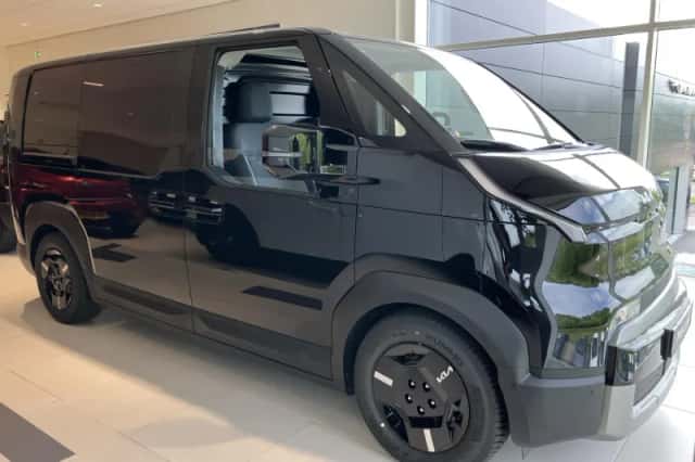 Kia PV5 (2026) thumbnail 2