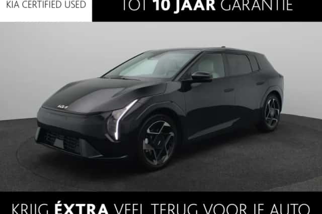Kia EV4 (2026) thumbnail 1