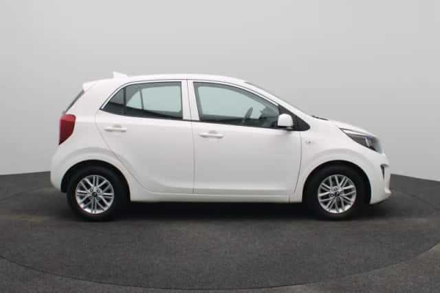 Kia Picanto (2021) thumbnail 6