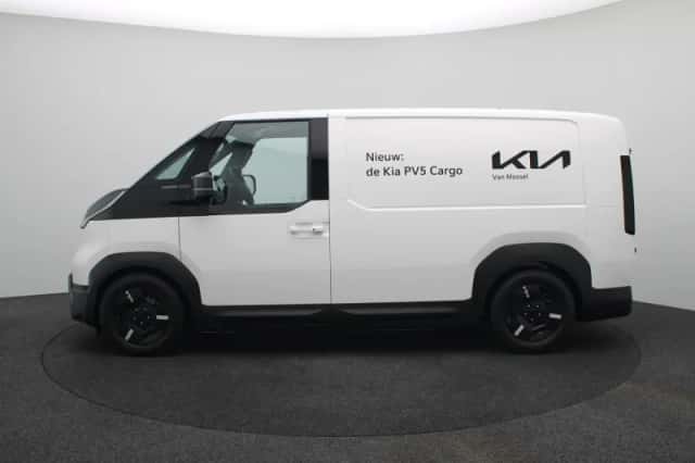 Kia PV5 (2025) thumbnail 4