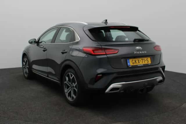Kia XCeed (2020) thumbnail 4